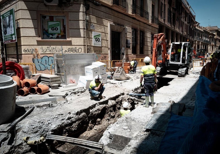 Las máquinas ya levantan San Antón para darle una nueva cara